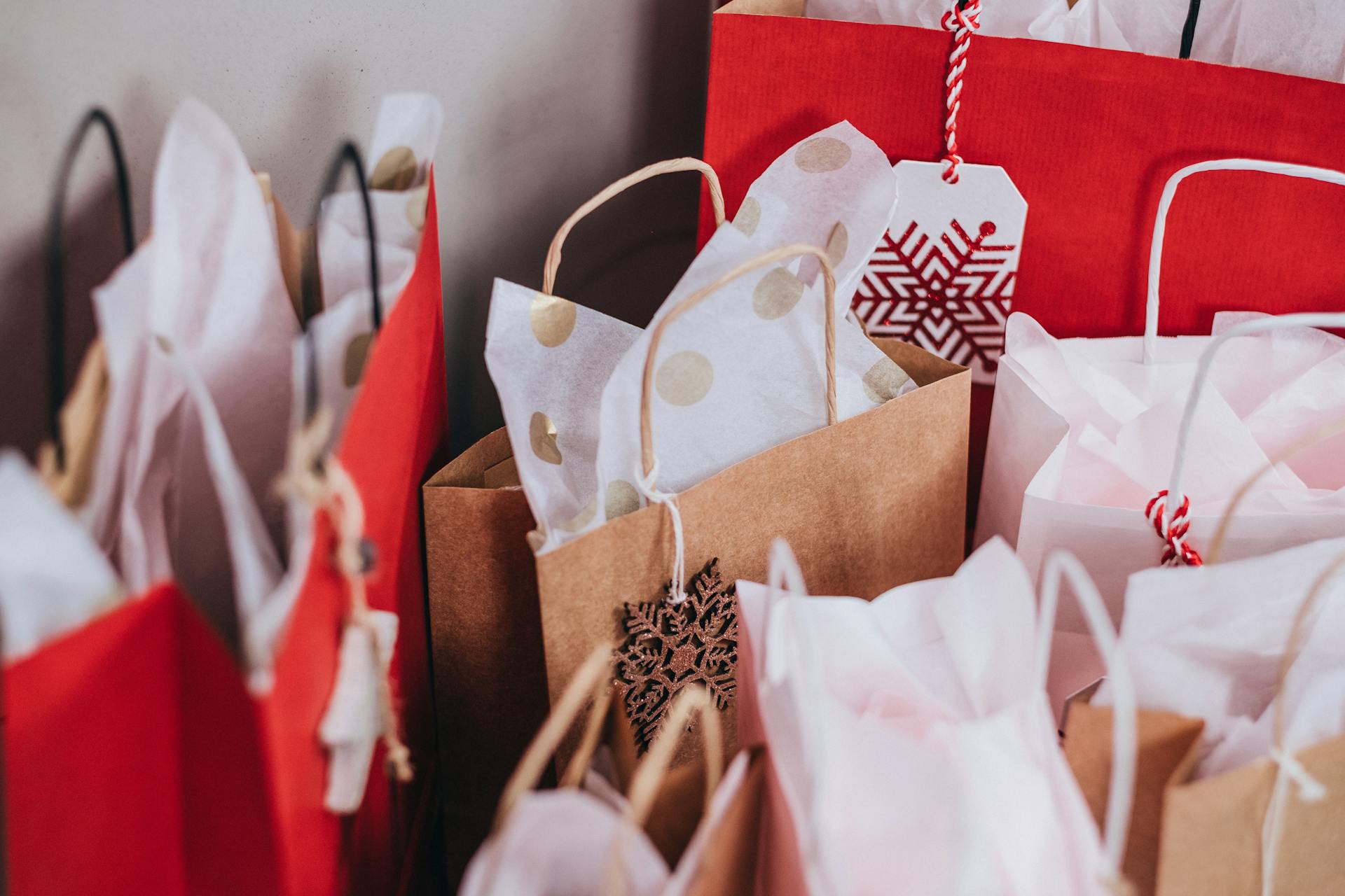 Benefits of Hiring a Trailer for Christmas Shopping Benefits of Hiring a Trailer for Christmas Shopping